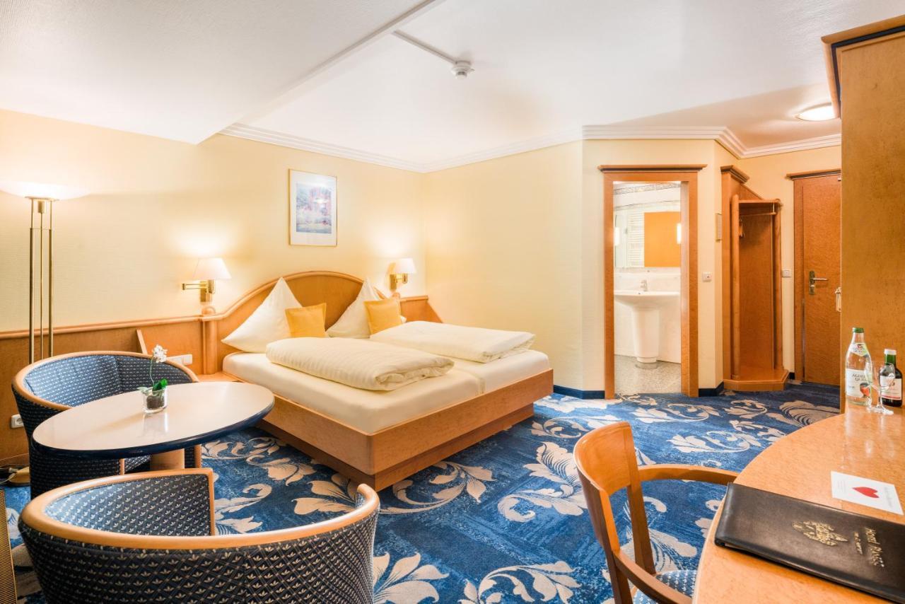 Hotel Asemann Planegg Esterno foto
